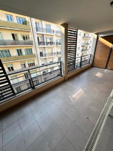 NICE/Quartier Libération, beau 2P de 35m² avec large terrasse.